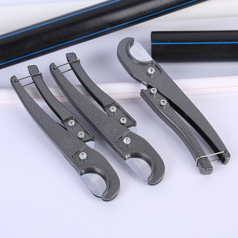 Coupe-tube en PVC 1-1/4 pouce  - Pipe Cutter Ratchet avis et prix